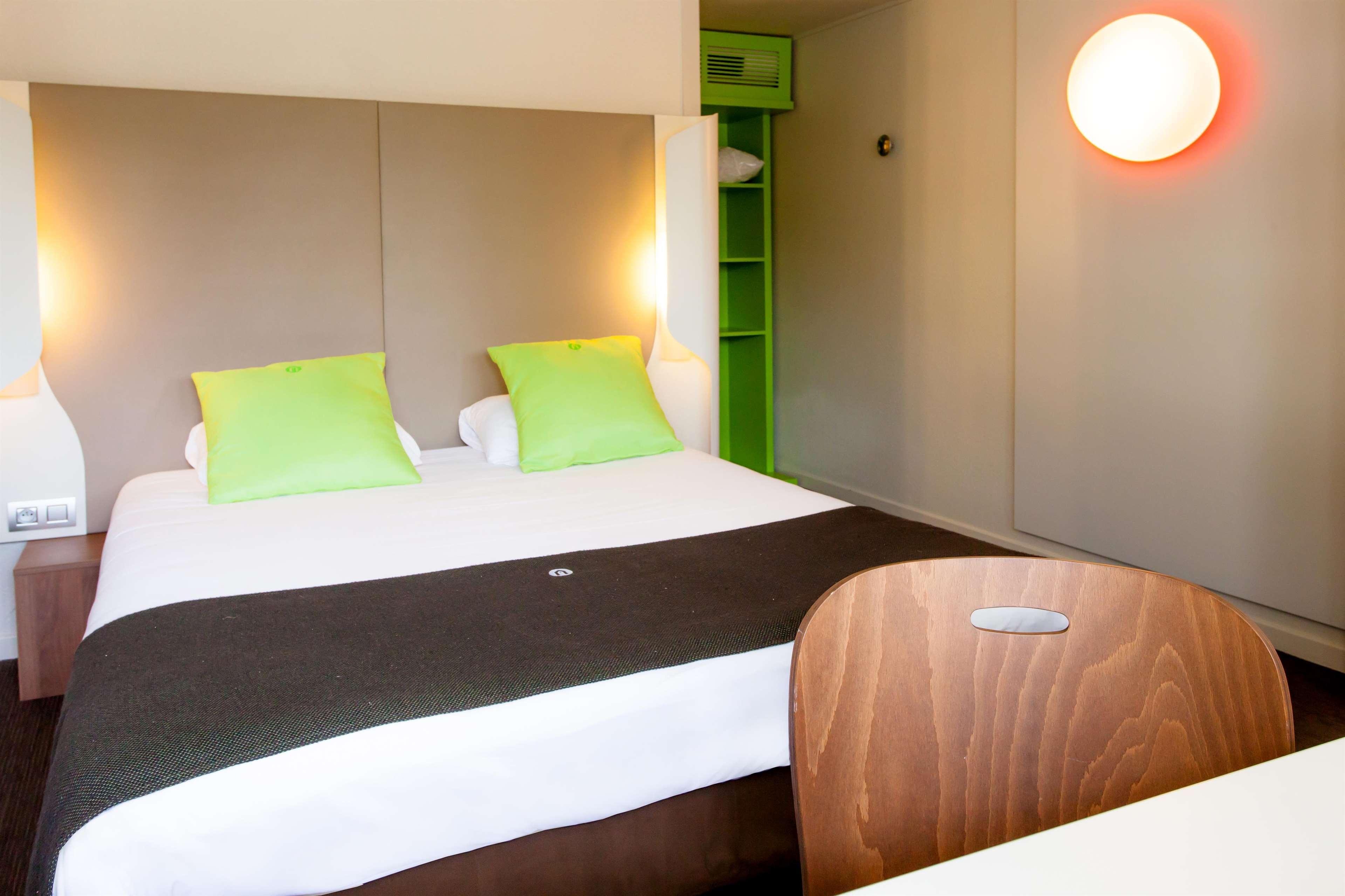 Campanile Angers Ouest - Beaucouze Hotel Eksteriør billede
