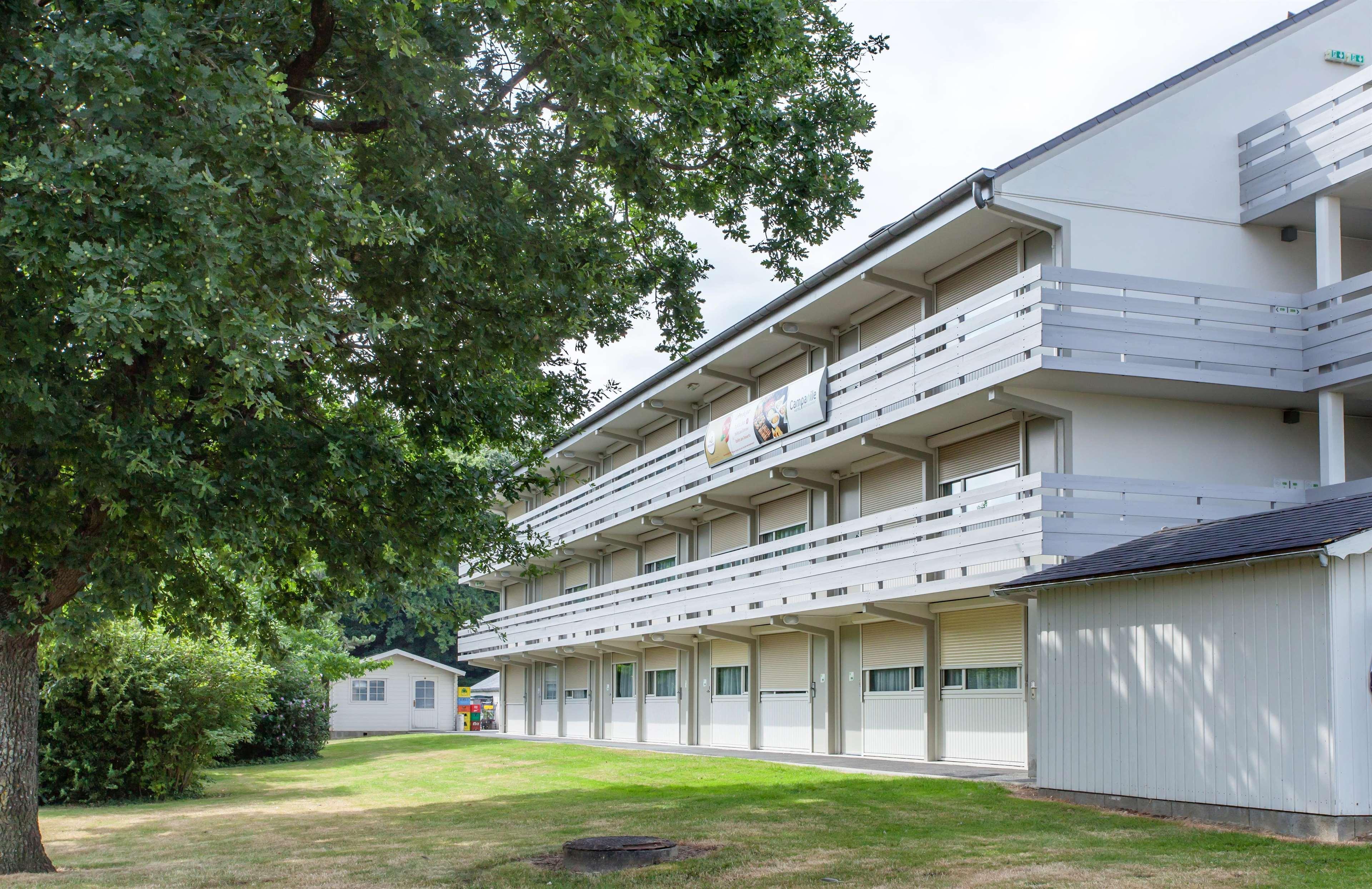 Campanile Angers Ouest - Beaucouze Hotel Eksteriør billede