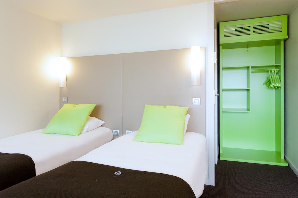 Campanile Angers Ouest - Beaucouze Hotel Eksteriør billede